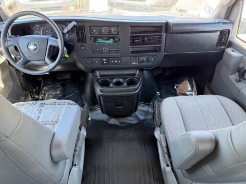 2023 Chevrolet Express 2500