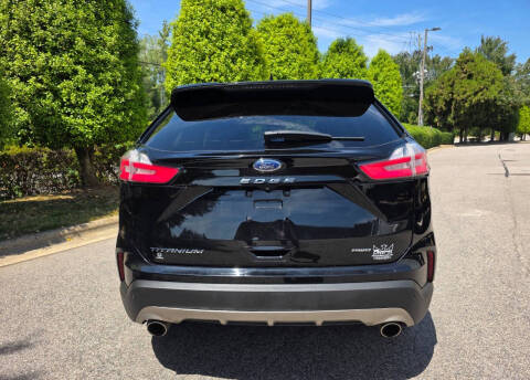 2022 Ford Edge Titanium