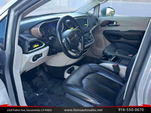 2017 Chrysler Pacifica Touring Plus