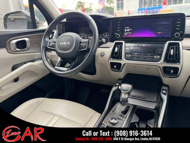 2022 Kia Sorento X-Line EX