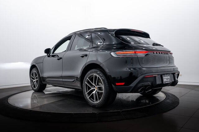 2026 Porsche Macan