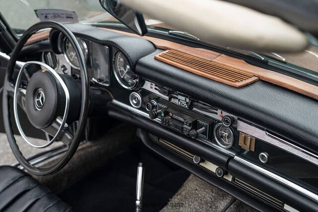 1971 Mercedes-Benz 280-Class