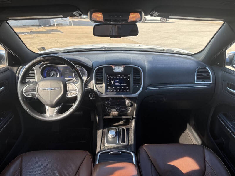2019 Chrysler 300 Limited
