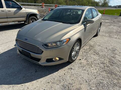 2015 Ford Fusion for sale at LEE'S USED CARS INC ASHLAND in Ashland KY