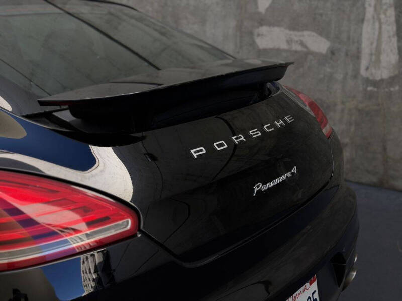 2015 Porsche Panamera