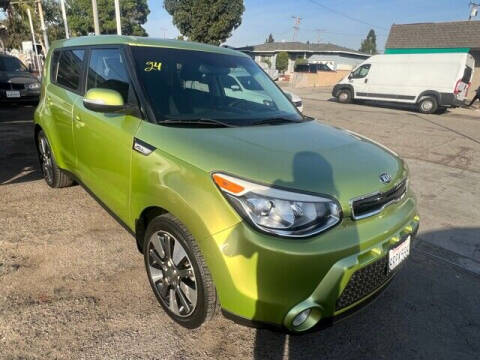 2014 Kia Soul for sale at LR AUTO INC in Santa Ana CA