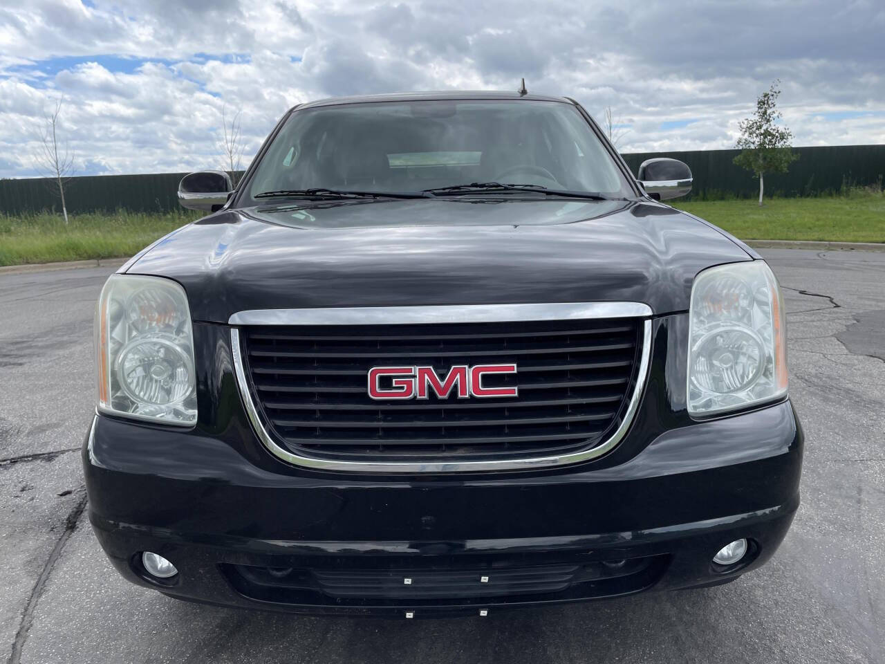 2012 GMC Yukon XL for sale at Twin Cities Auctions in Elk River, MN