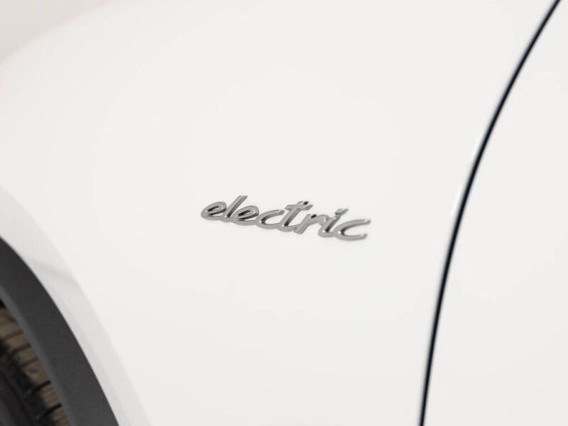 2024 Porsche Macan 4 Electric