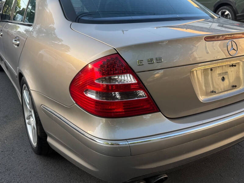 2005 Mercedes-Benz E-Class E 55 AMG