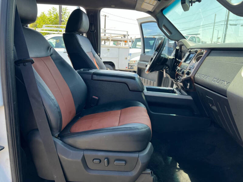 2011 Ford F-450 Super Duty Lariat