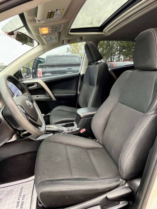 2015 Toyota RAV4 XLE