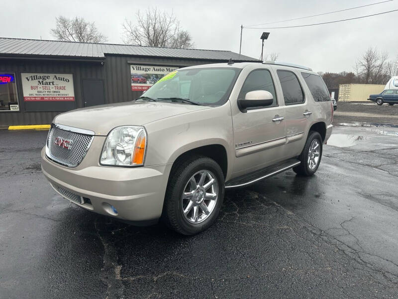 2007 GMC Yukon for sale at VILLAGE AUTO MART LLC in Portage IN