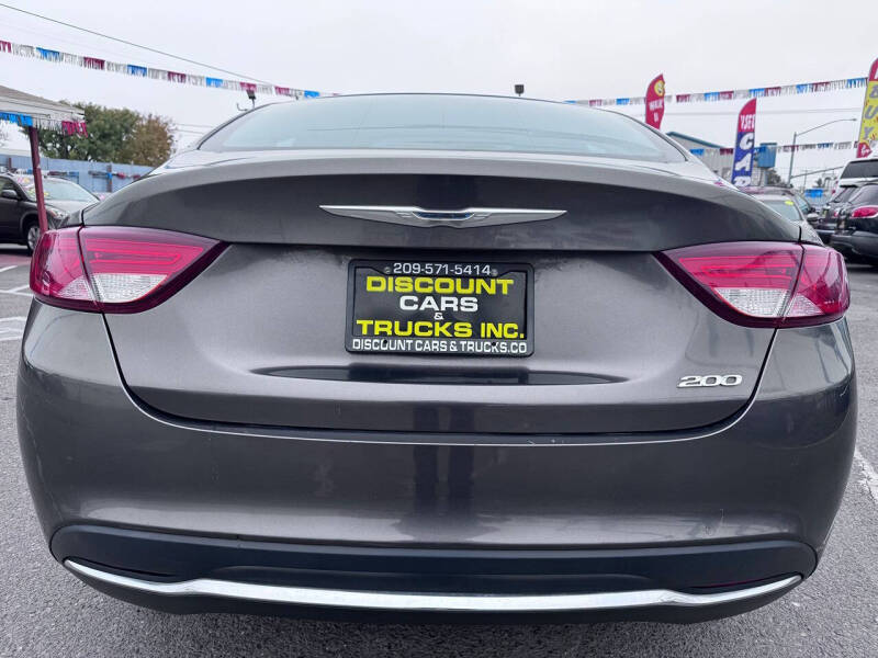 2015 Chrysler 200 Limited