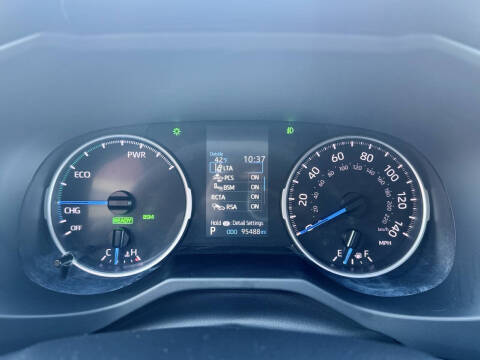 2021 Toyota RAV4 Hybrid XLE