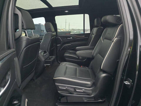 2023 Cadillac Escalade ESV Premium Luxury