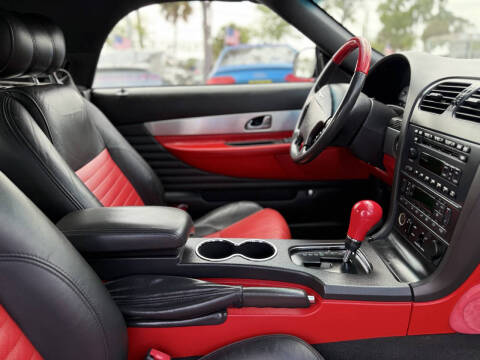 2002 Ford Thunderbird Deluxe