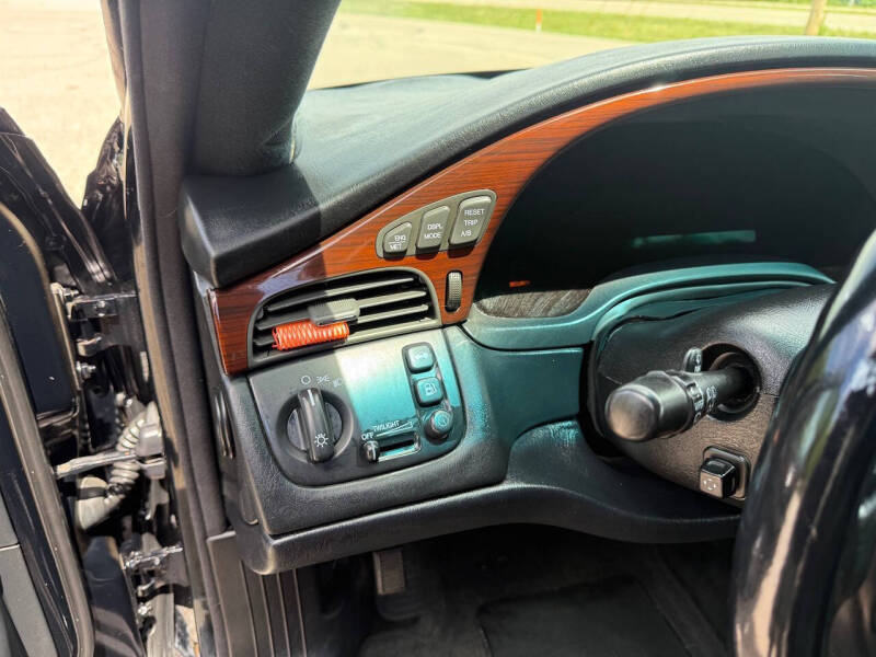 2000 Cadillac DeVille DHS