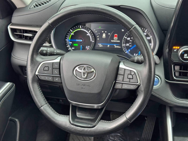 2020 Toyota Highlander Hybrid XLE