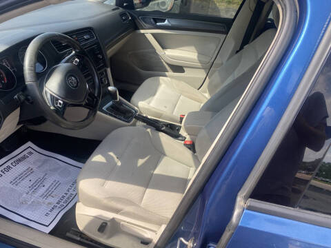 2018 Volkswagen Golf TSI S