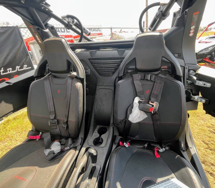 2024 Segway Villian SX10