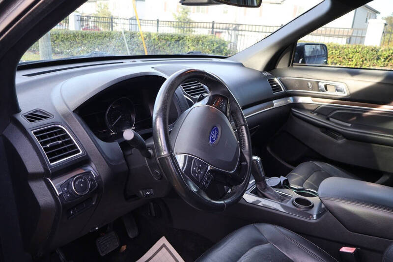 2017 Ford Explorer Limited