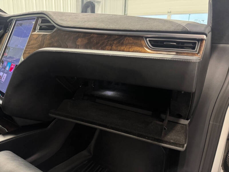 2017 Tesla Model X P100D