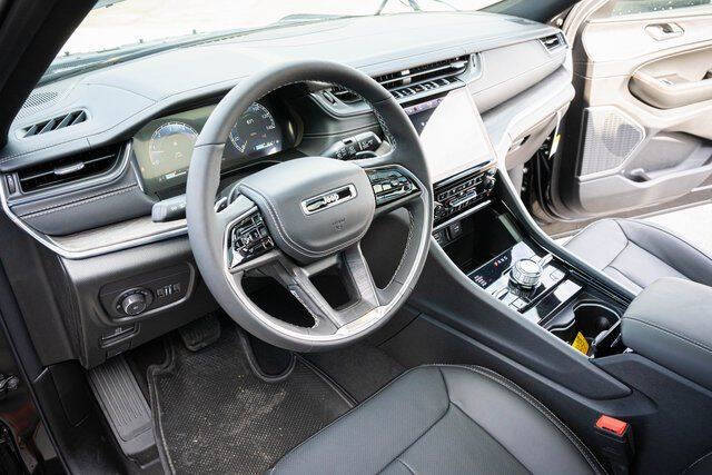 2025 Jeep Grand Cherokee Overland