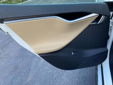 2012 Tesla Model S Performance