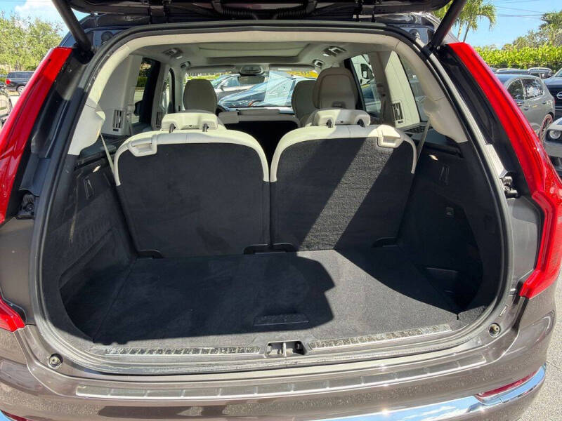 2023 Volvo XC90 B6 Plus Bright Theme 7P