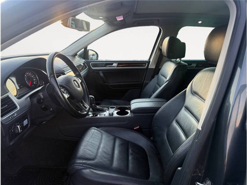 2015 Volkswagen Touareg TDI Lux