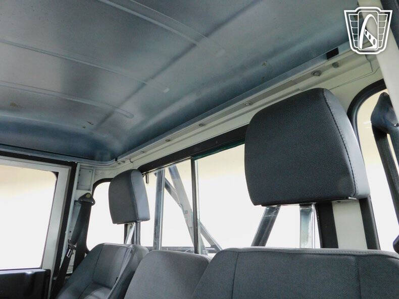 1986 Land Rover Defender