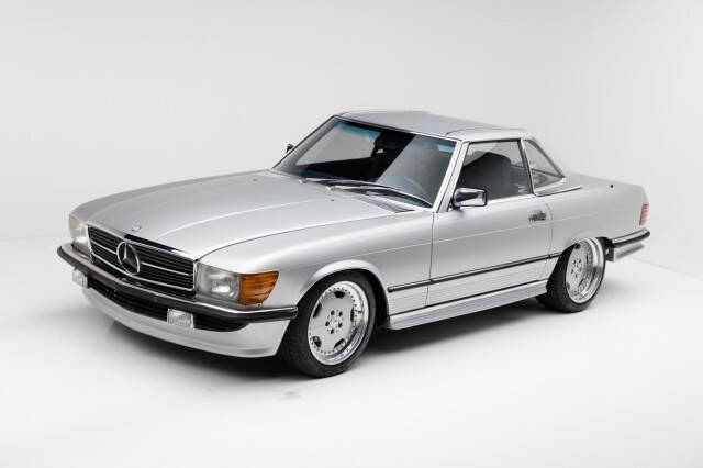 1986 Mercedes-Benz 560-Class 560 SL