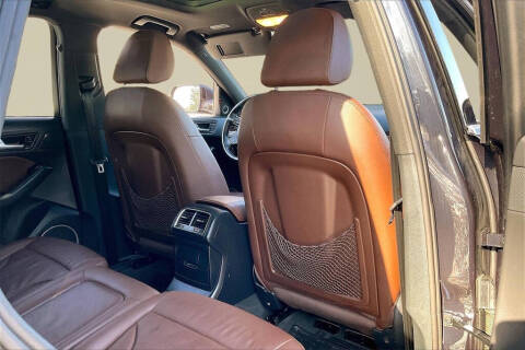 2017 Audi Q5 2.0T quattro Premium Plus