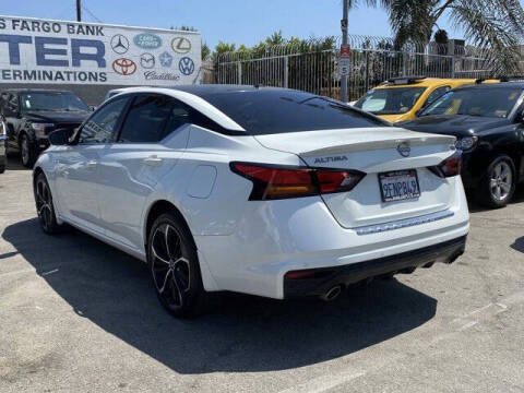 2023 Nissan Altima 2.5 SR