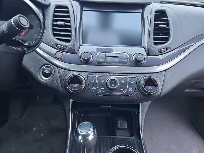 2018 Chevrolet Impala LT