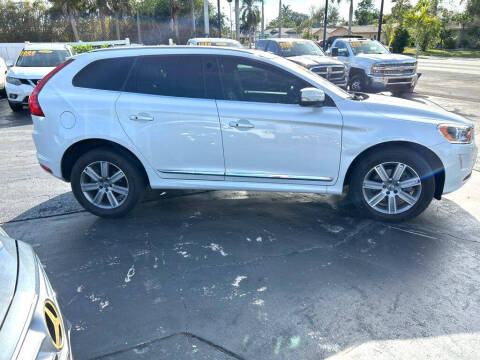 2016 Volvo XC60 T6 Drive-E