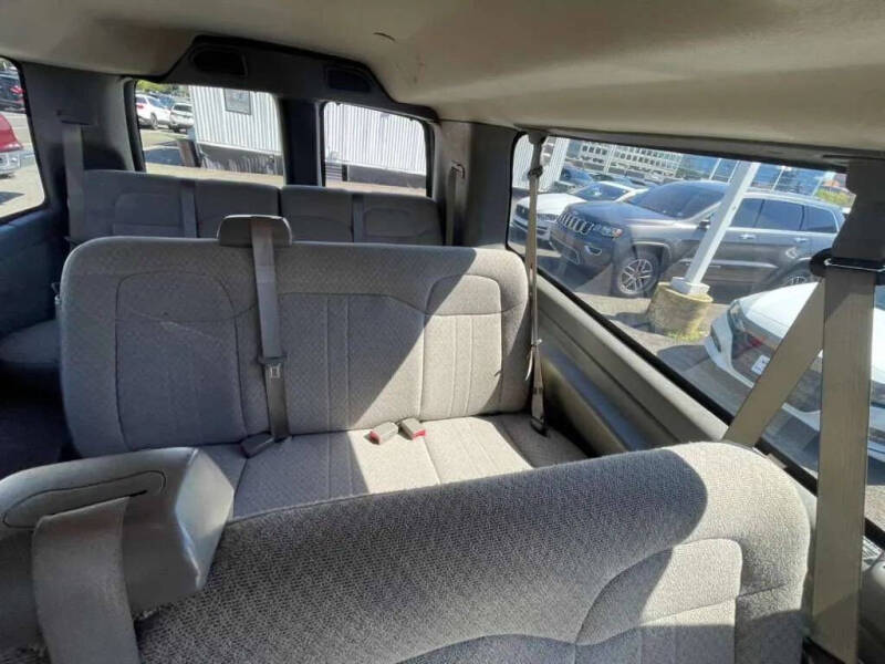 2016 Chevrolet Express LT 3500