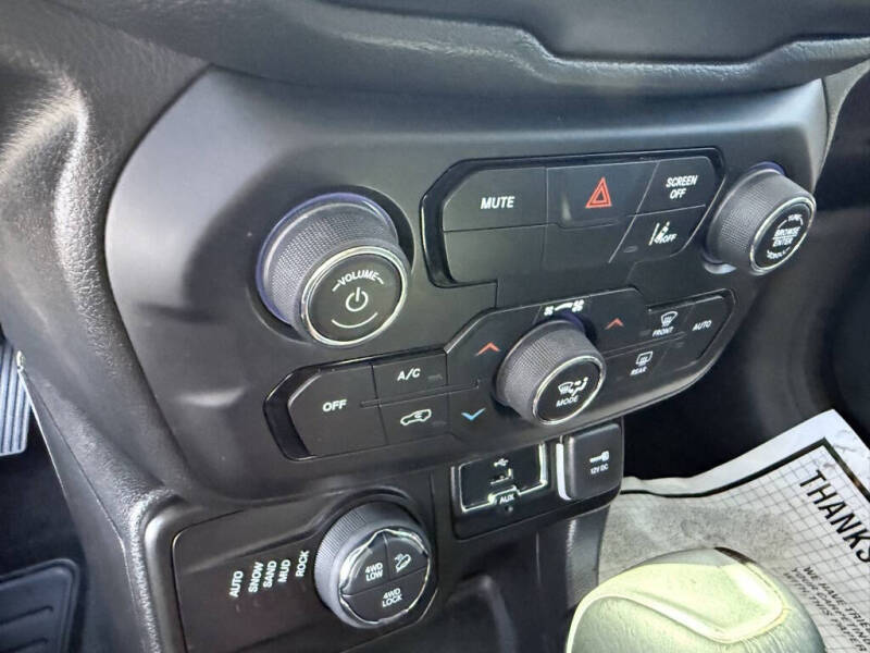 2022 Jeep Renegade Trailhawk