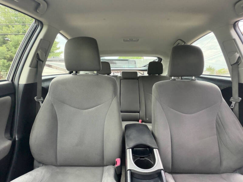 2012 Toyota Prius One