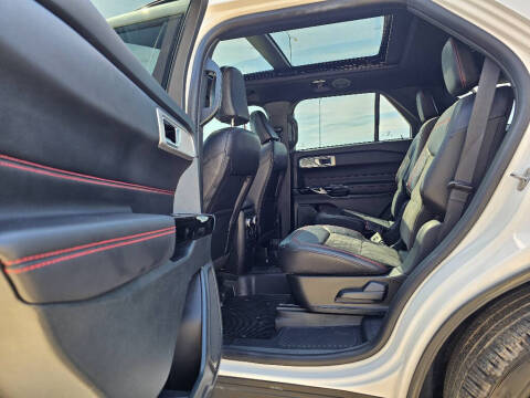 2023 Ford Explorer ST-Line