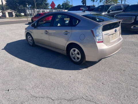2011 Toyota Prius Two