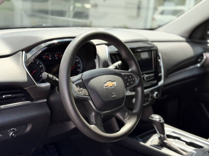 2020 Chevrolet Traverse LS