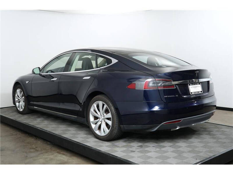 2014 Tesla Model S P85