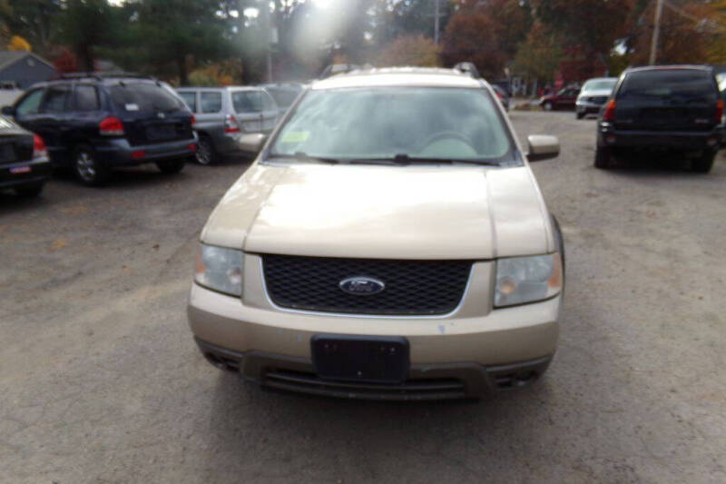 2007 Ford Freestyle SEL photo 2