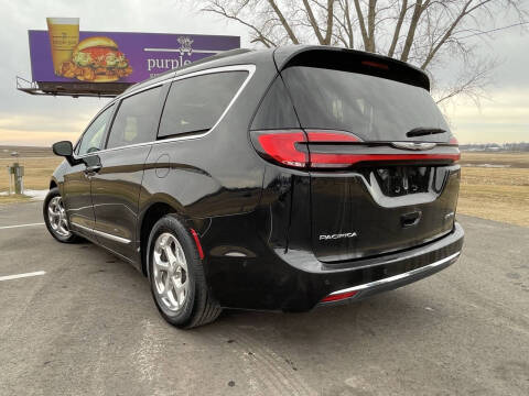 2022 Chrysler Pacifica Limited