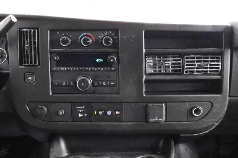 2021 Chevrolet Express 2500