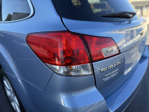 2012 Subaru Outback 2.5i Limited