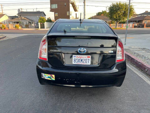 2012 Toyota Prius Three