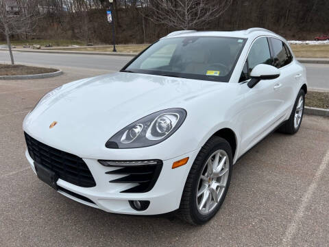 2017 Porsche Macan for sale at Essex Motorsport, LLC in Essex Junction VT