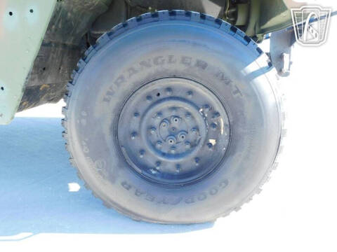 2002 AM General M1123